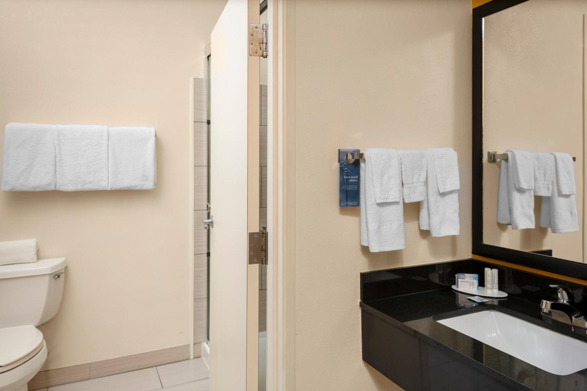 Fairfield Inn Tallahassee North/I-10 מראה חיצוני תמונה
