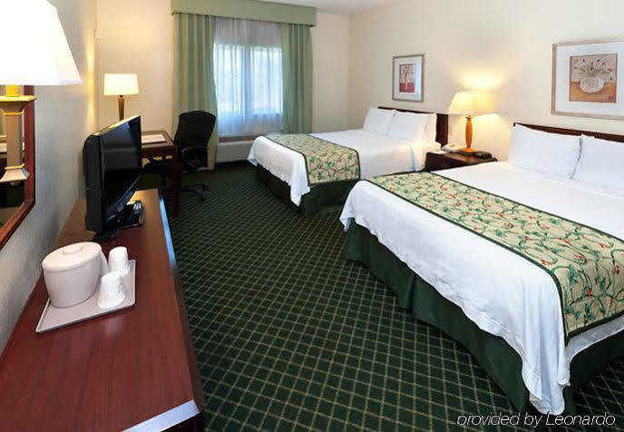 Fairfield Inn Tallahassee North/I-10 מראה חיצוני תמונה